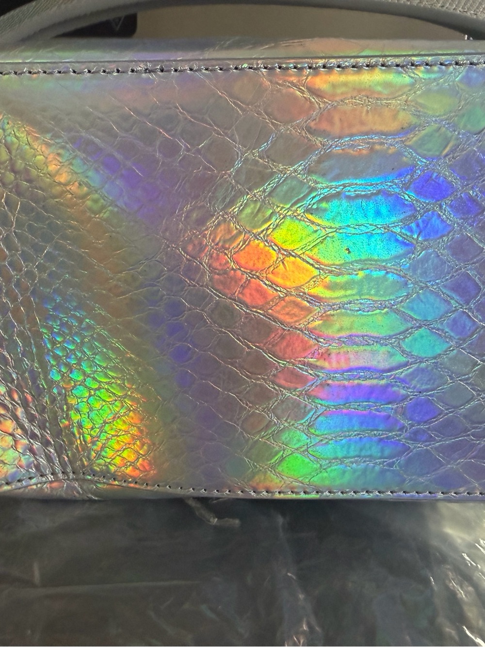 Brahmin Silver Silverleaf Iridescent Mod Mini Amelia -BNWT - Picture 7 of 9